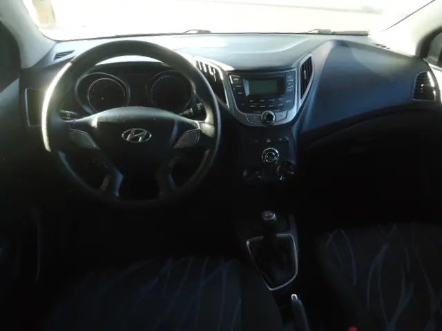 HYUNDAI HB 20 Hatch - Foto