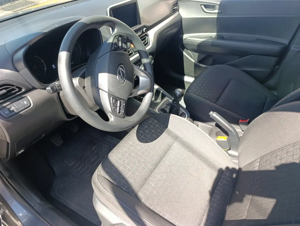 HYUNDAI HB 20 Hatch - Foto