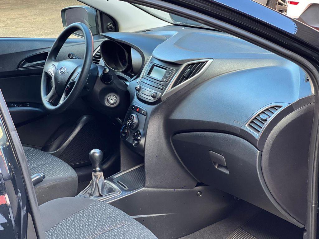 HYUNDAI HB 20 Hatch - Foto