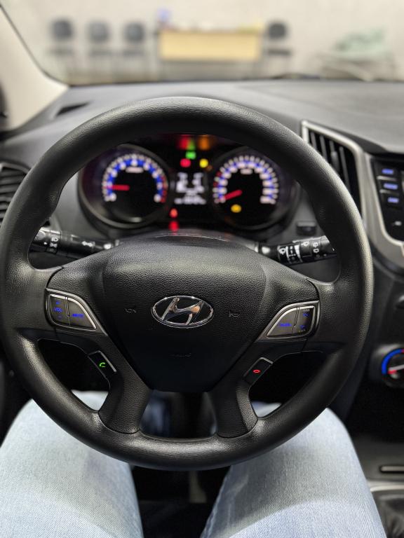 HYUNDAI HB 20 Hatch - Foto