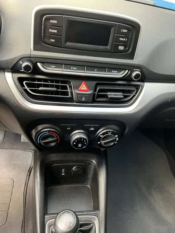 HYUNDAI HB 20 Hatch - Foto