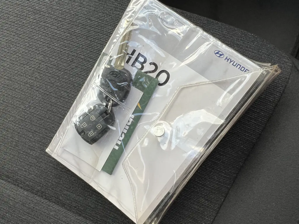 HYUNDAI HB 20 Hatch - Foto