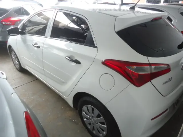 HYUNDAI HB 20 Hatch - Foto