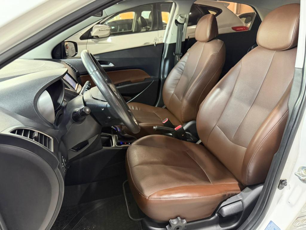 HYUNDAI HB 20 Hatch X - Foto