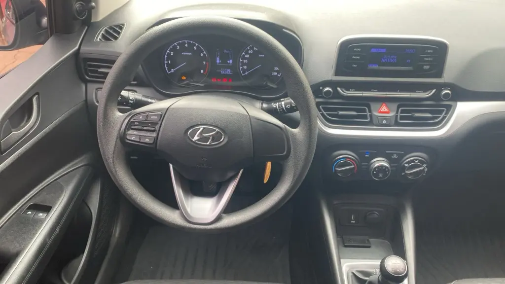 HYUNDAI HB 20 Hatch - Foto