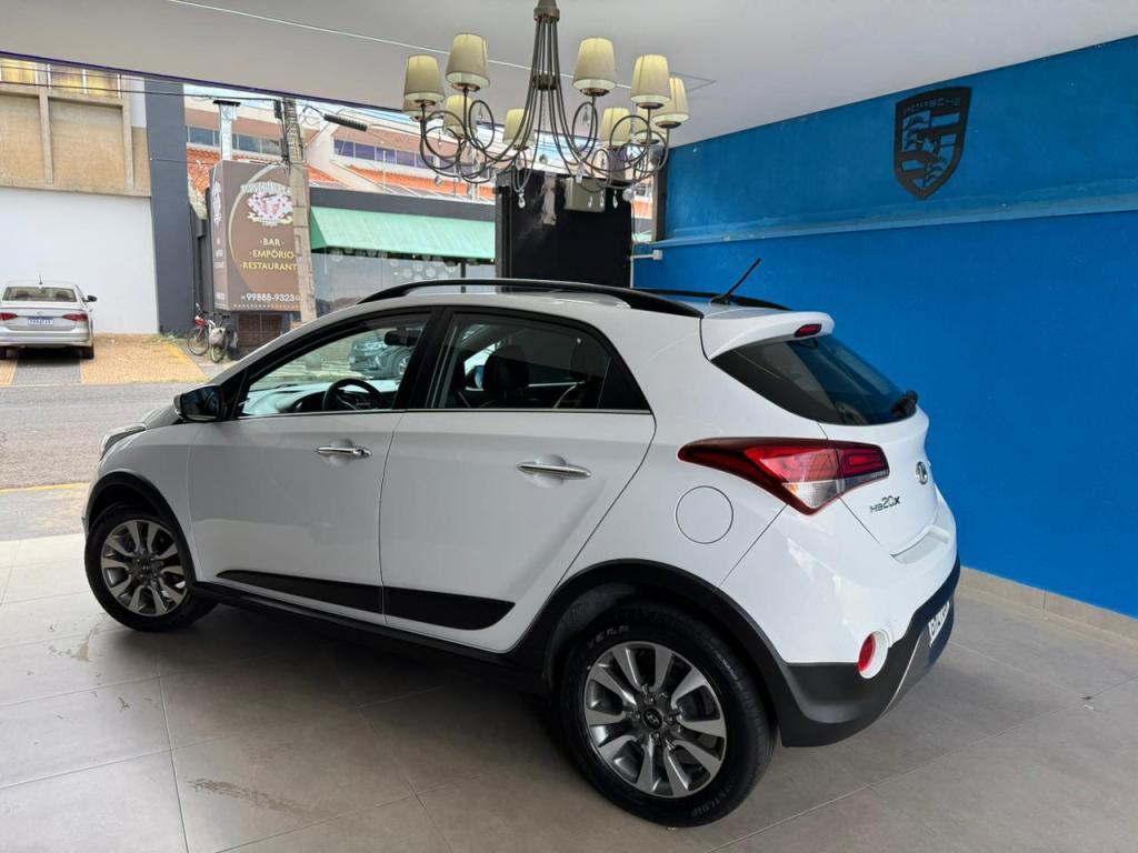 HYUNDAI HB 20 Hatch X - Foto