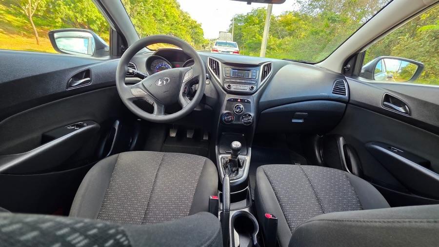 HYUNDAI HB 20 Hatch - Foto