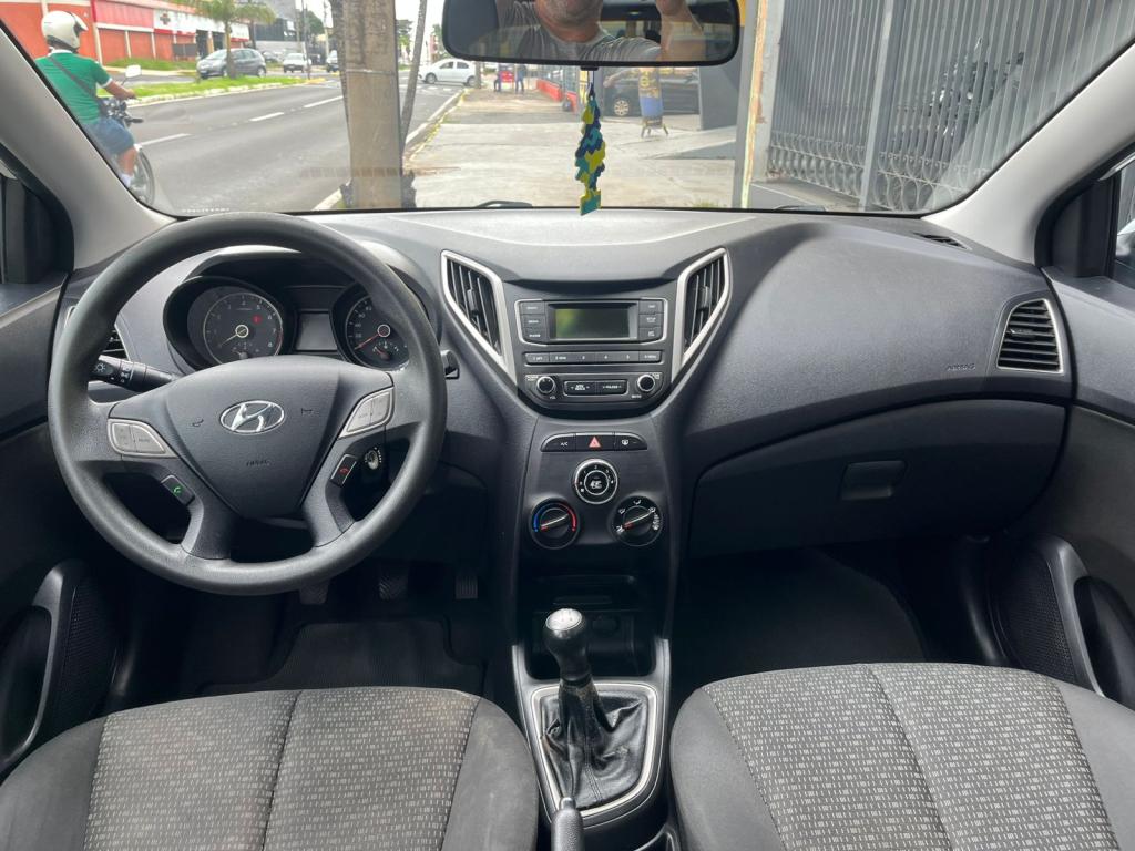 HYUNDAI HB 20 Hatch - Foto