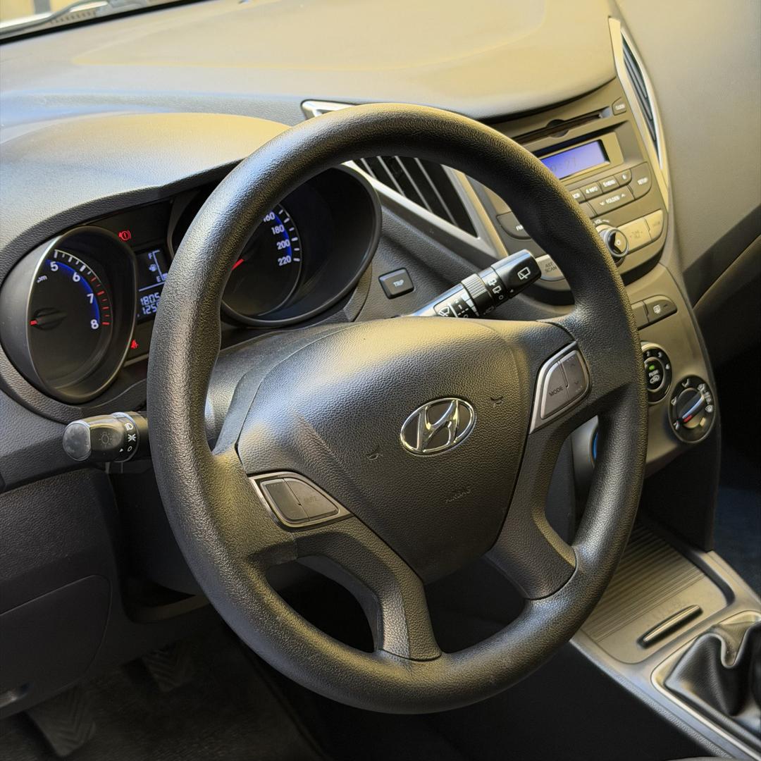 HYUNDAI HB 20 Hatch - Foto