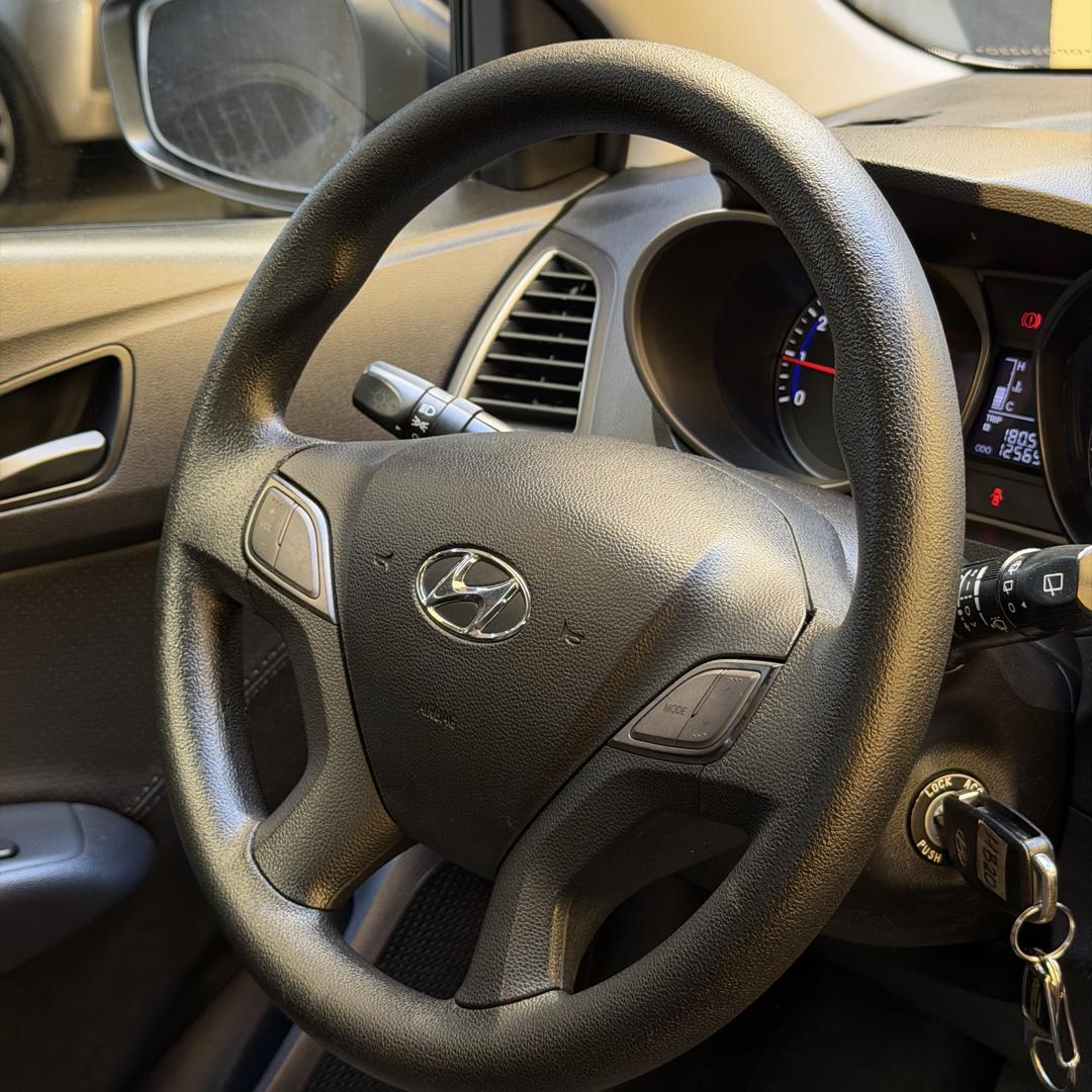 HYUNDAI HB 20 Hatch - Foto