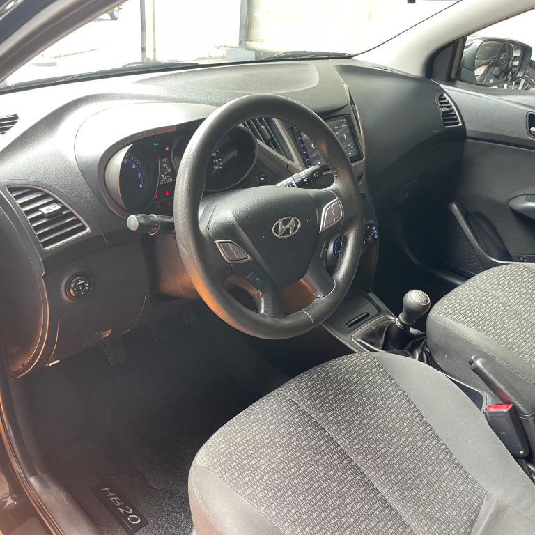 HYUNDAI HB 20 Hatch - Foto