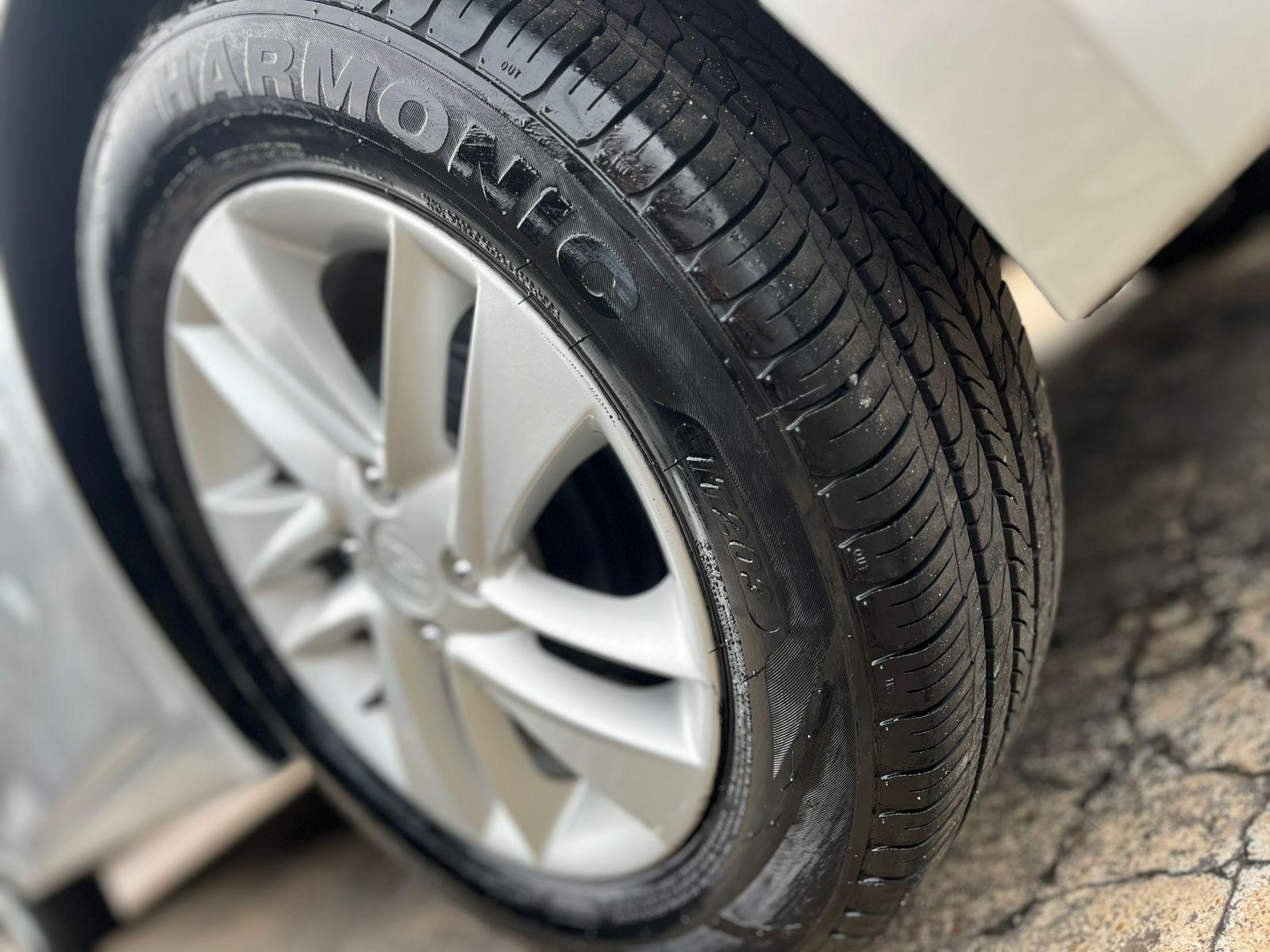 HYUNDAI HB 20 Hatch - Foto