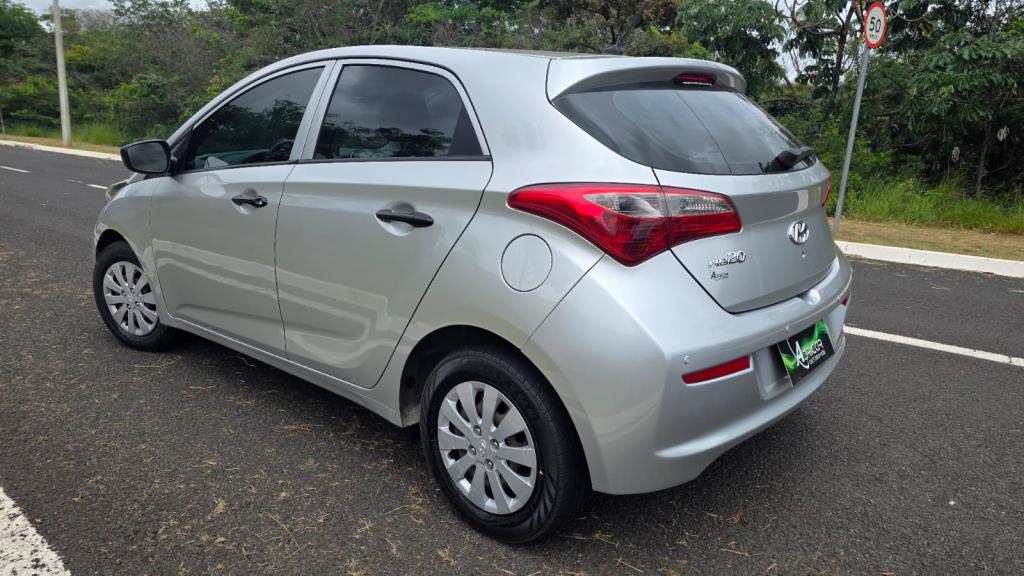 HYUNDAI HB 20 Hatch - Foto