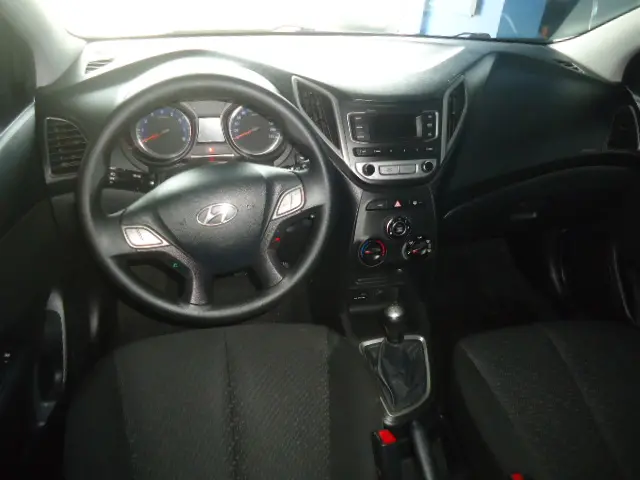 HYUNDAI HB 20 Hatch - Foto