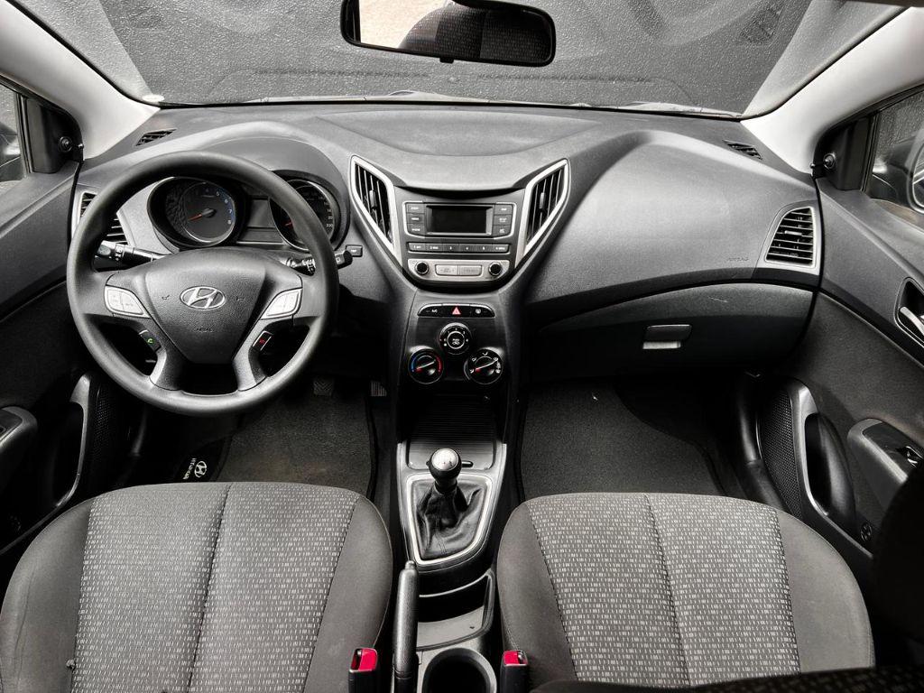 HYUNDAI HB 20 Hatch - Foto