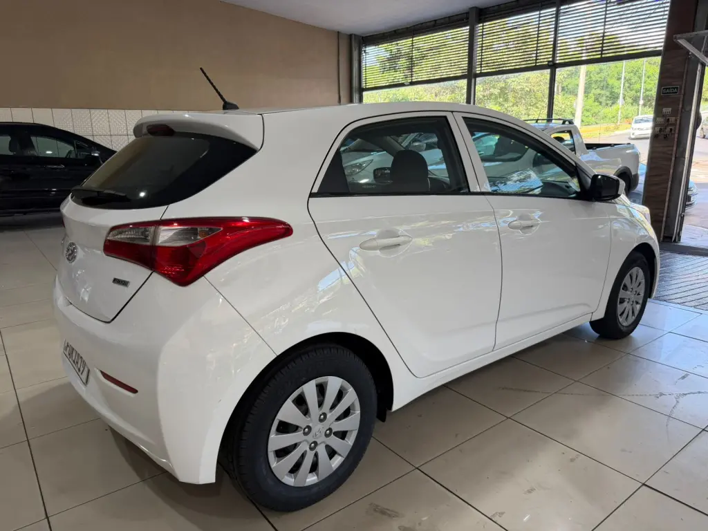 HYUNDAI HB 20 Hatch - Foto