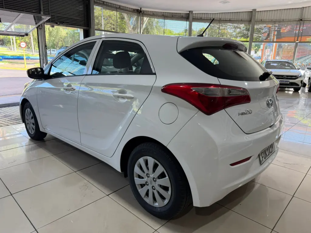 HYUNDAI HB 20 Hatch - Foto