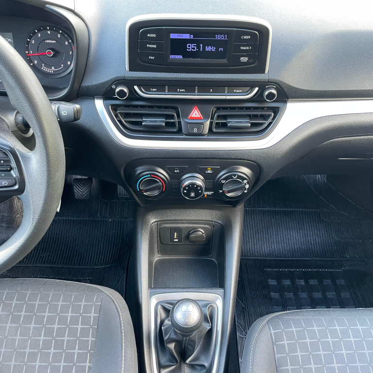 HYUNDAI HB 20 Hatch - Foto