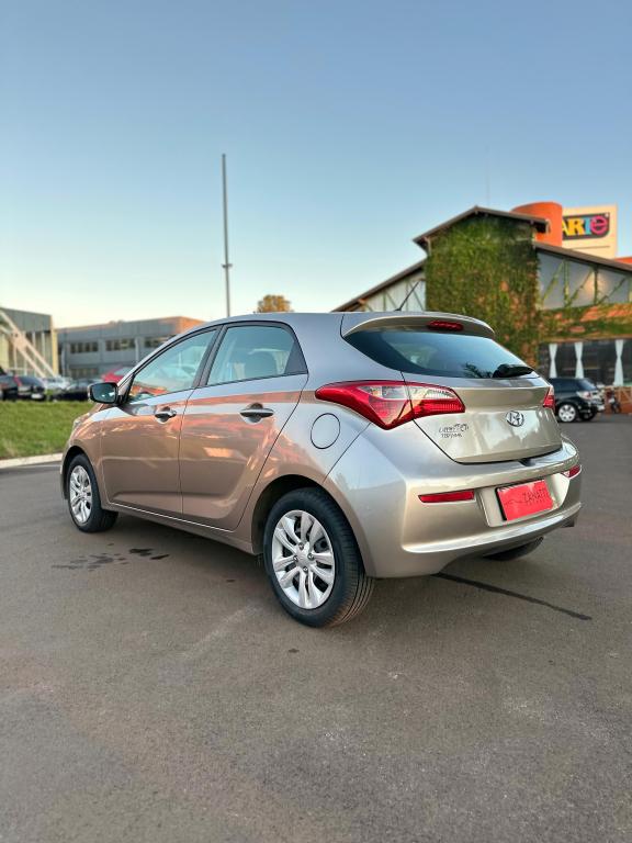 HYUNDAI HB 20 Hatch - Foto