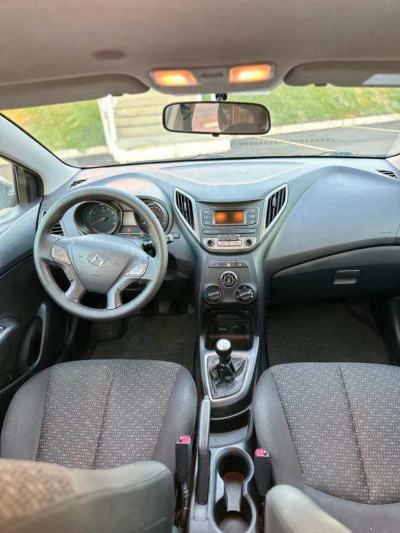 HYUNDAI HB 20 Hatch - Foto