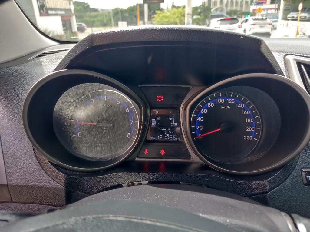 HYUNDAI HB 20 Hatch - Foto