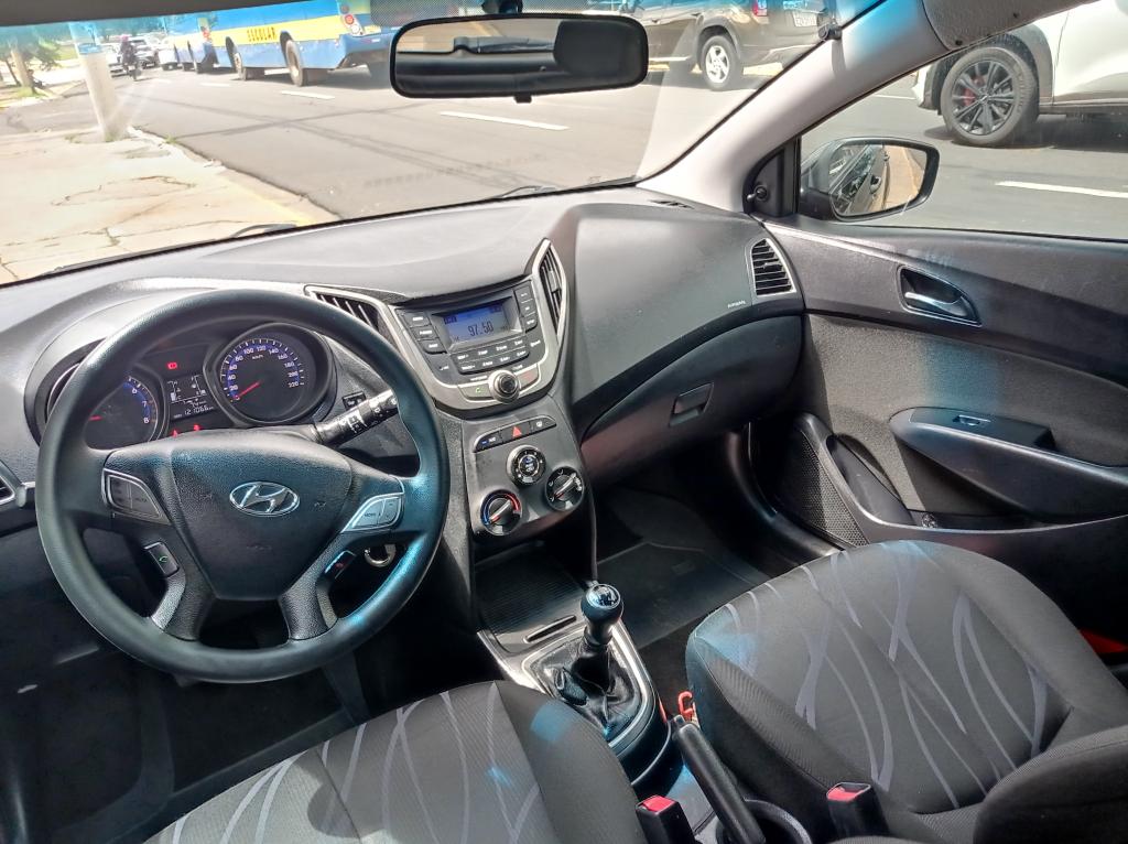 HYUNDAI HB 20 Hatch - Foto