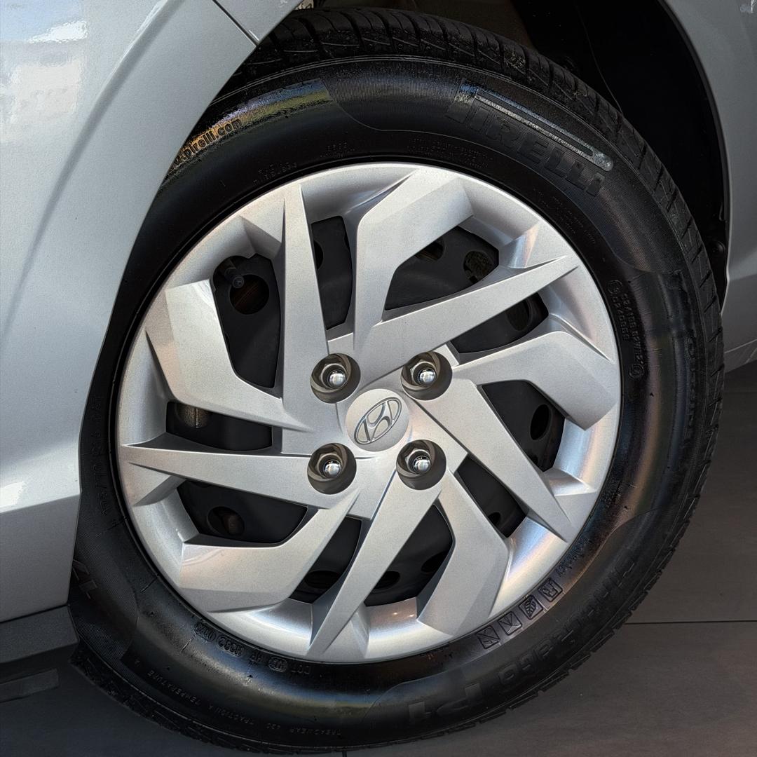 HYUNDAI HB 20 Hatch - Foto