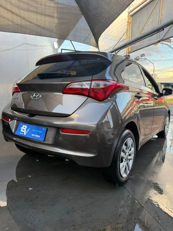 HYUNDAI HB 20 Hatch - Foto