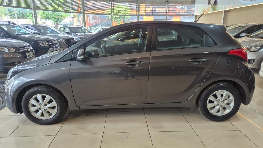 HYUNDAI HB 20 Hatch - Foto