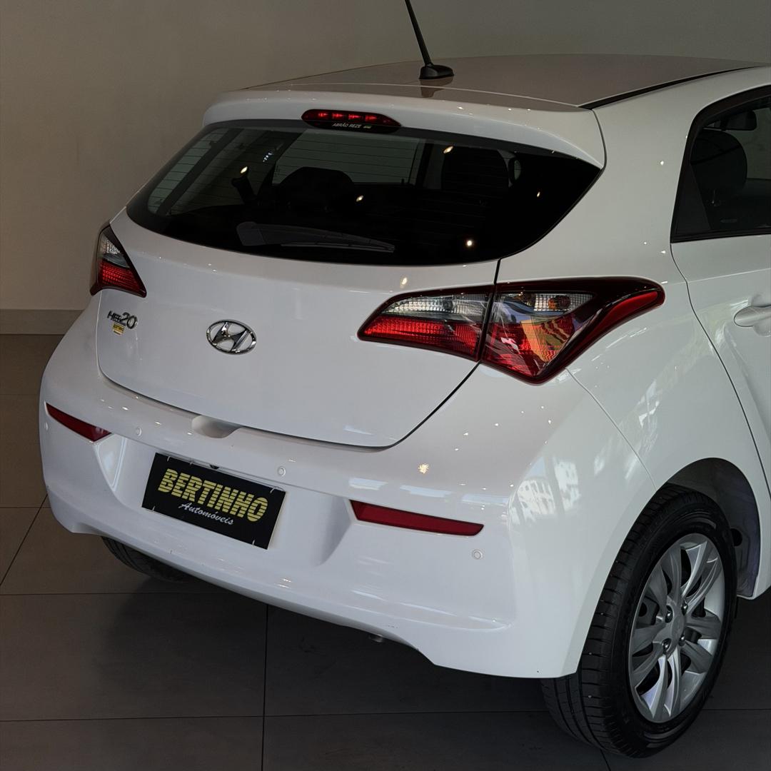 HYUNDAI HB 20 Hatch - Foto