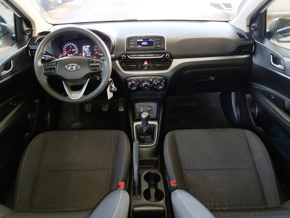 HYUNDAI HB 20 Hatch - Foto