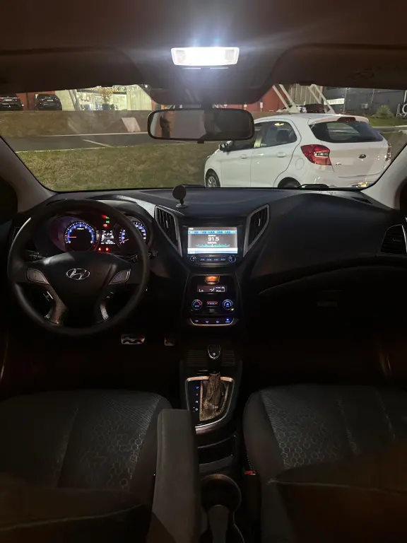 HYUNDAI HB 20 Hatch X - Foto