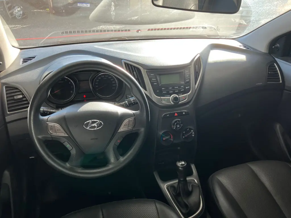 HYUNDAI HB 20 Hatch - Foto