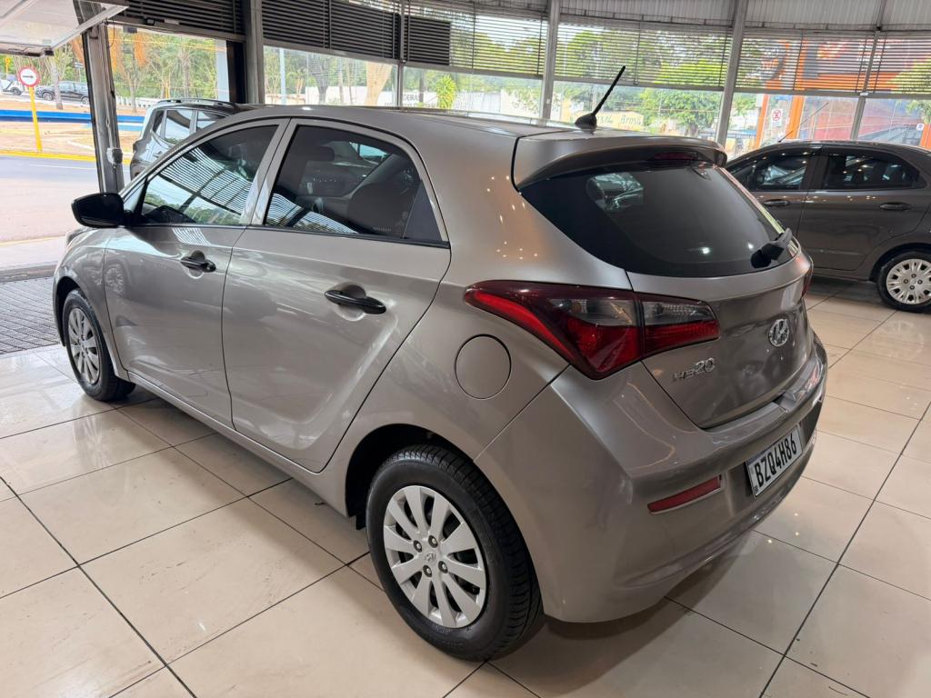 HYUNDAI HB 20 Hatch - Foto