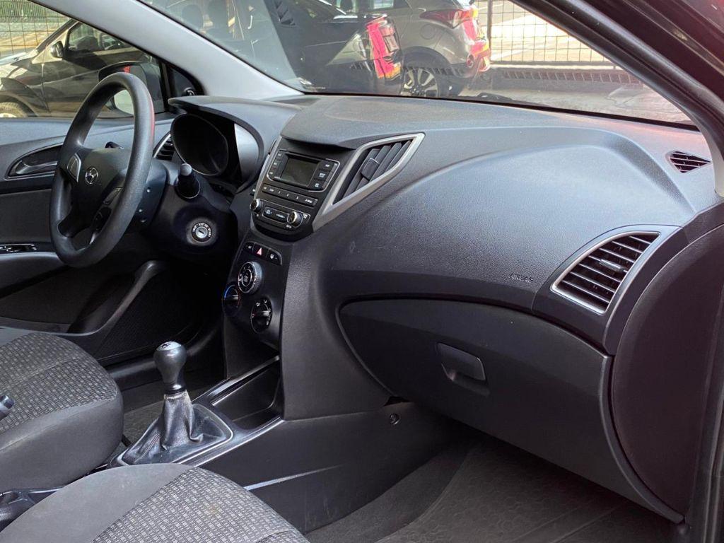 HYUNDAI HB 20 Hatch - Foto