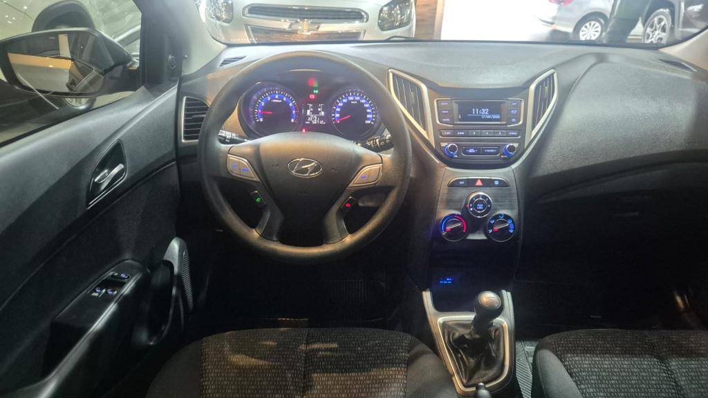 HYUNDAI HB 20 Hatch - Foto