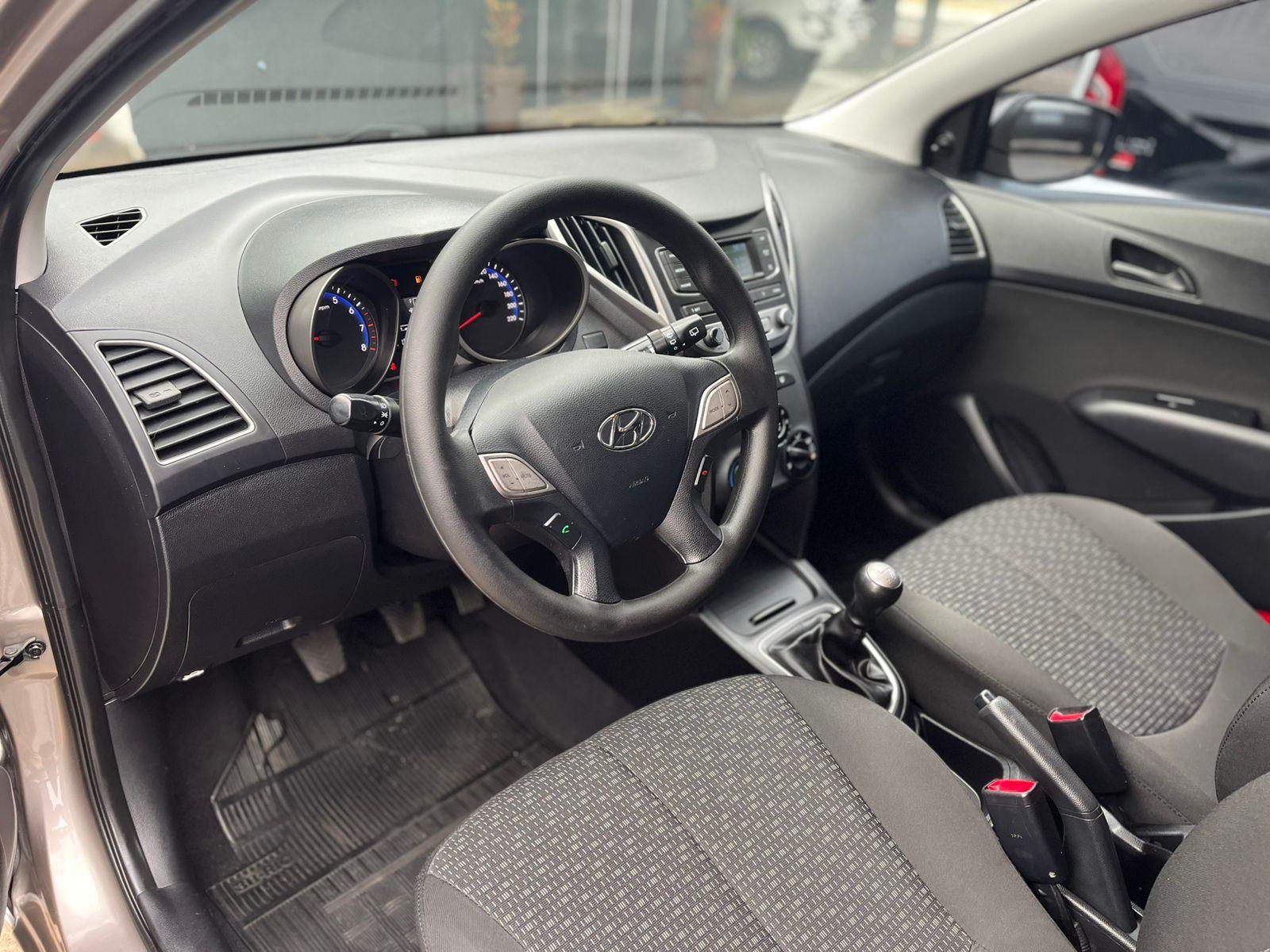 HYUNDAI HB 20 Hatch - Foto