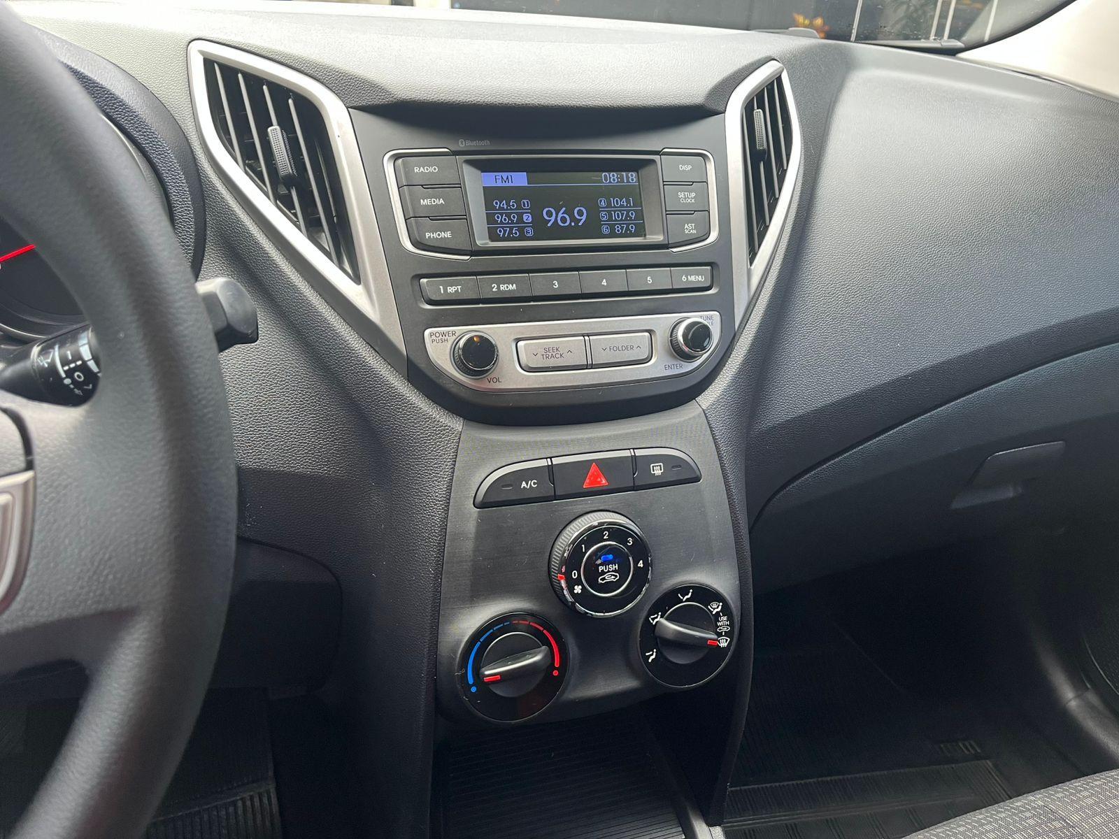HYUNDAI HB 20 Hatch - Foto