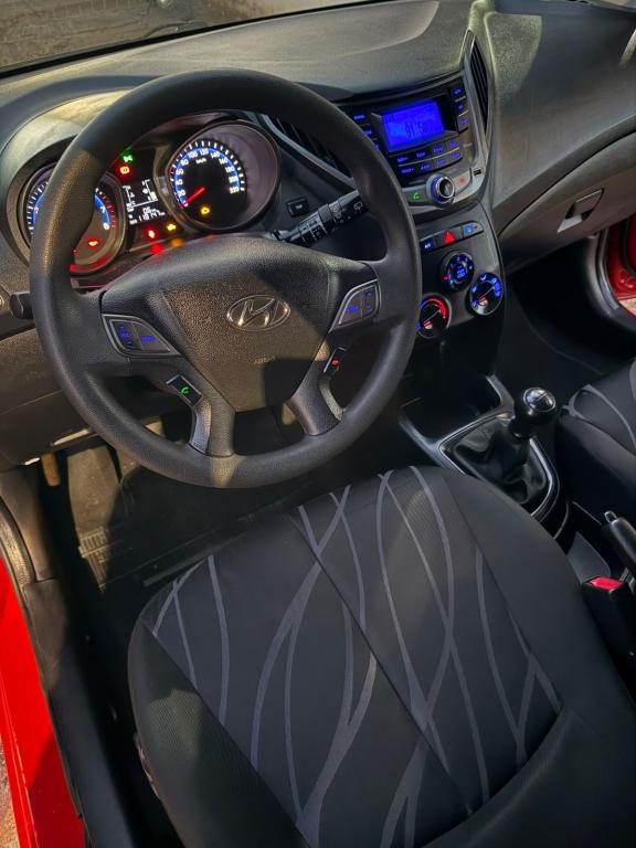 HYUNDAI HB 20 Hatch - Foto
