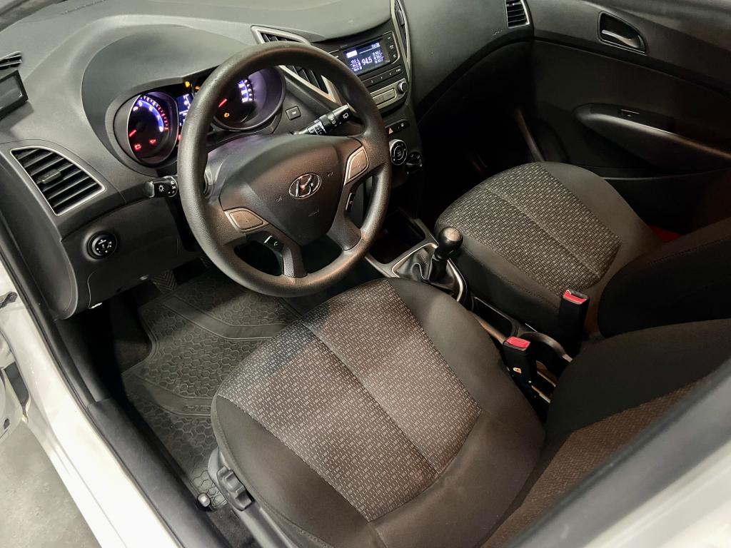 HYUNDAI HB 20 Hatch - Foto