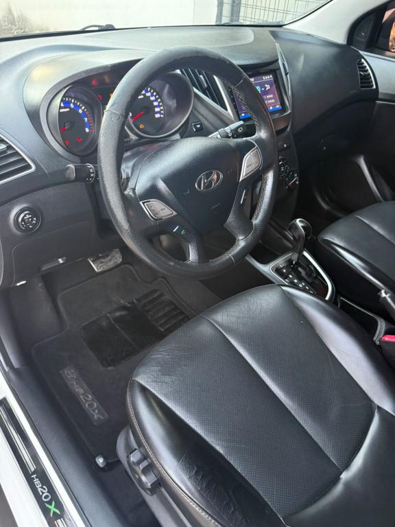 HYUNDAI HB 20 Hatch X - Foto