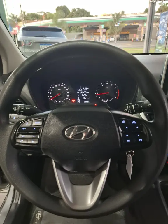HYUNDAI HB 20 Hatch - Foto