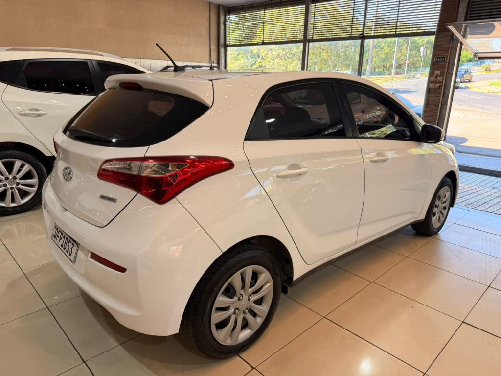 HYUNDAI HB 20 Hatch - Foto