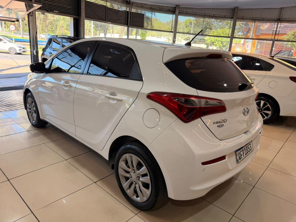 HYUNDAI HB 20 Hatch - Foto
