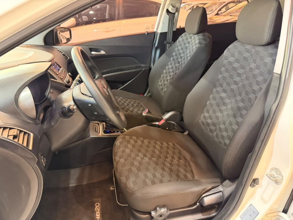 HYUNDAI HB 20 Hatch - Foto