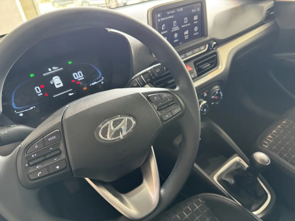 HYUNDAI HB 20 Hatch - Foto