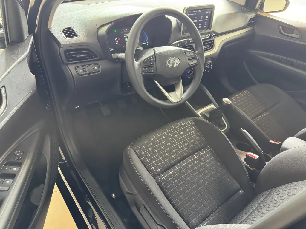 HYUNDAI HB 20 Hatch - Foto