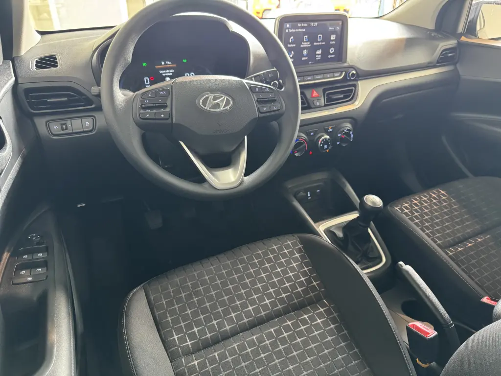 HYUNDAI HB 20 Hatch - Foto