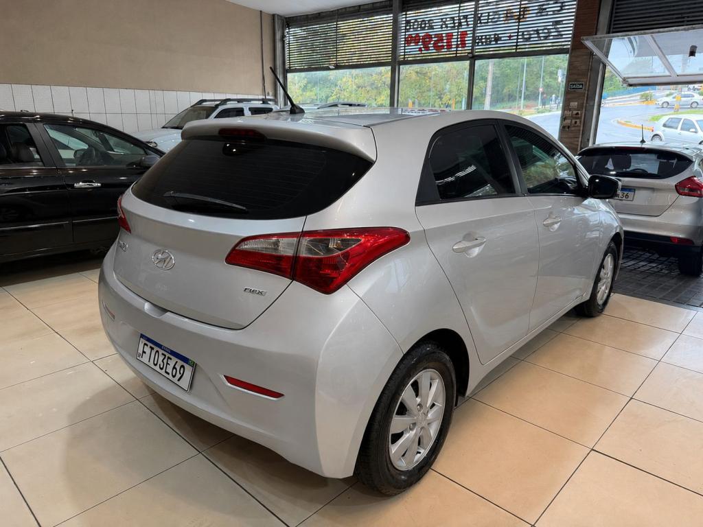 HYUNDAI HB 20 Hatch - Foto