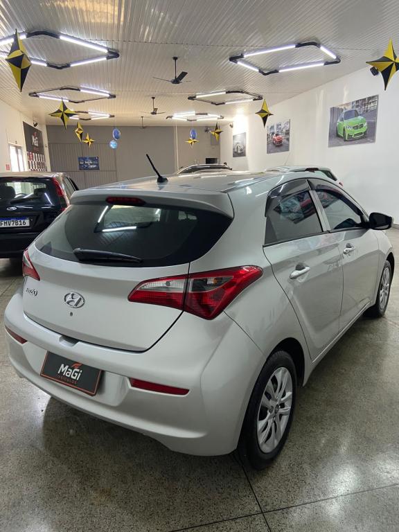 HYUNDAI HB 20 Hatch - Foto